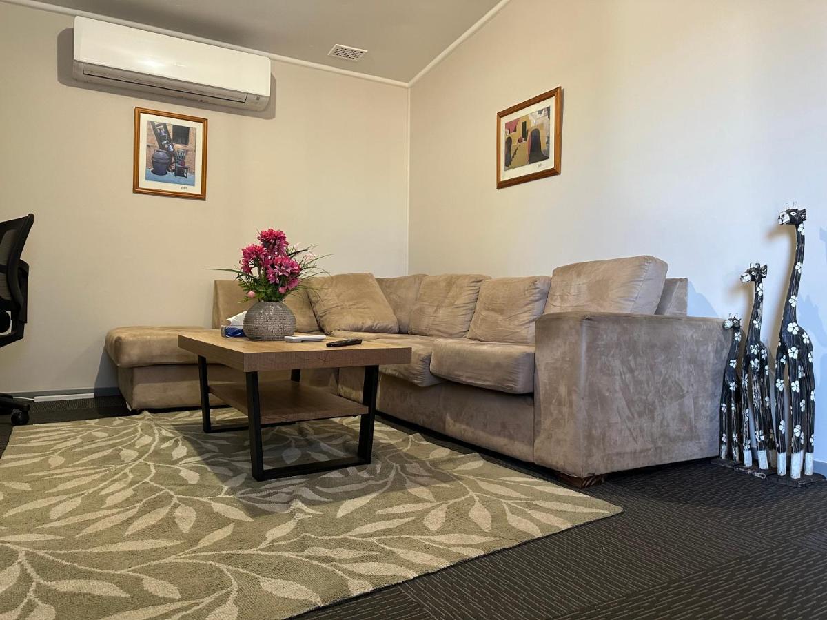 קובאר Copper City Motel מראה חיצוני תמונה