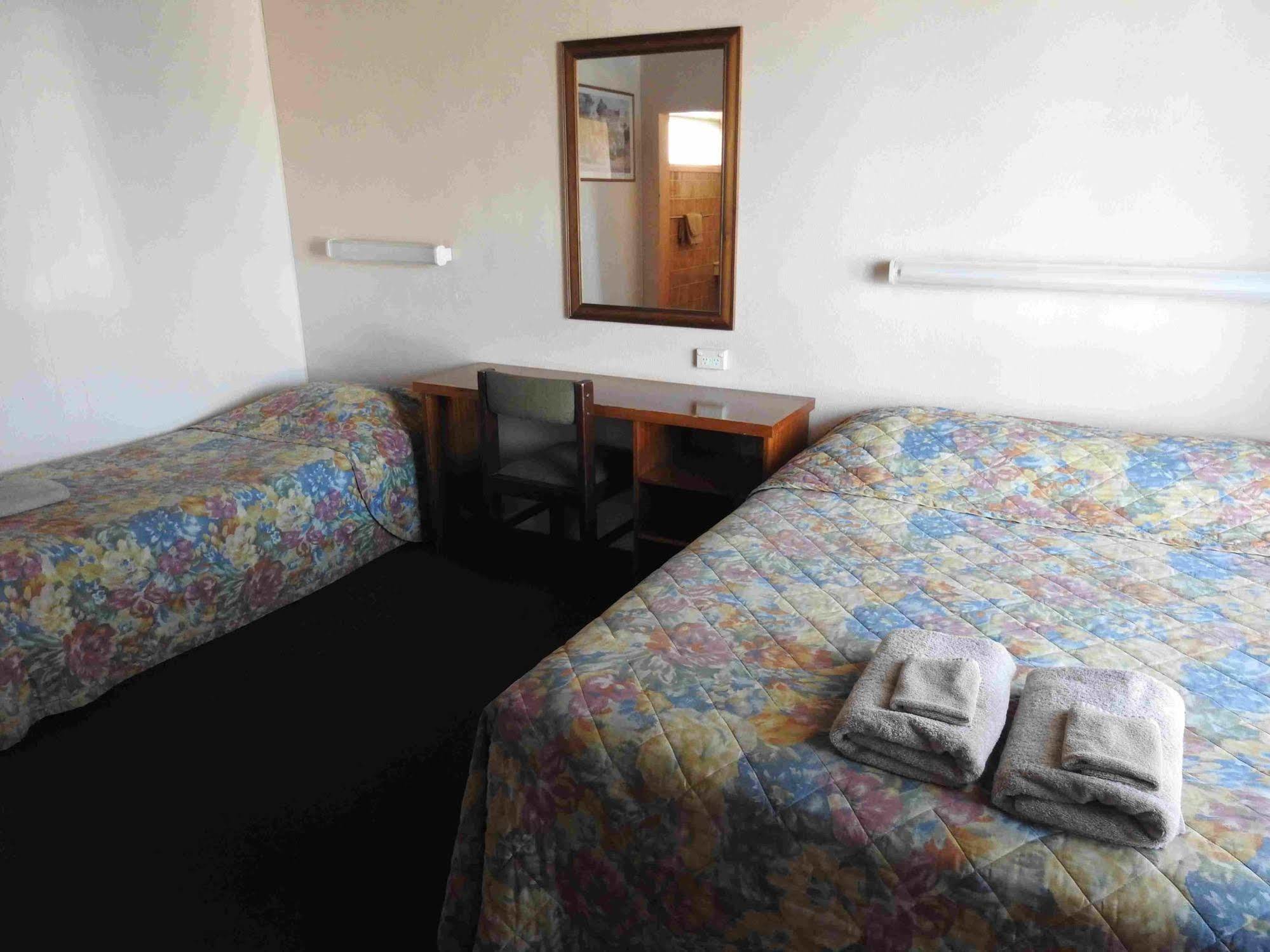 קובאר Copper City Motel מראה חיצוני תמונה